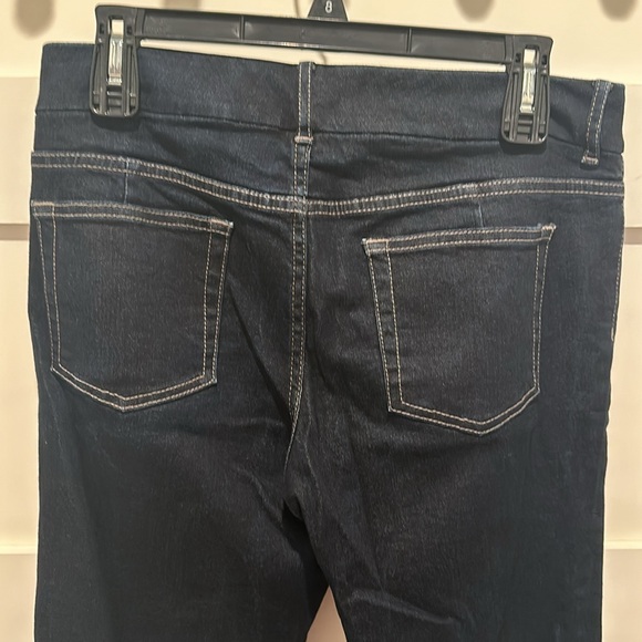 Elie Tahari jeans - Picture 3 of 4